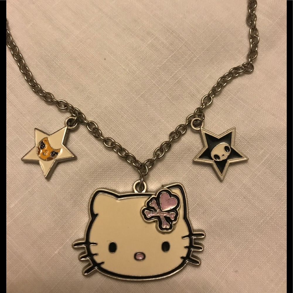Hello Kitty x collaboration necklace